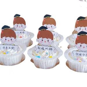 Διακοσμητικά cupcake αποφοίτησης με χαριτωμένο αγόρι κινουμένων σχεδίων