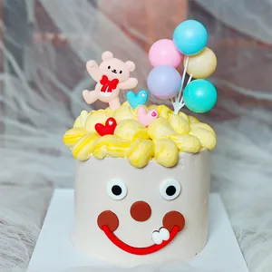 Décoration de gâteau en caoutchouc souple ours de dessin animé et visage souriant