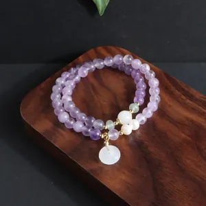 Elegantes zweilagiges Perlenarmband aus natürlichem Amethyst mit weißem Jadeanhänger