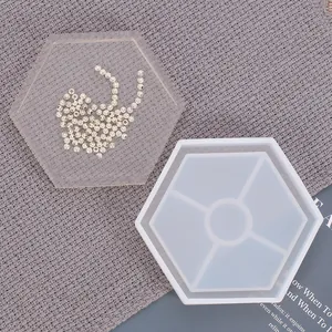 Molde de silicona hexagonal para posavasos de resina DIY con diseño compartimentado