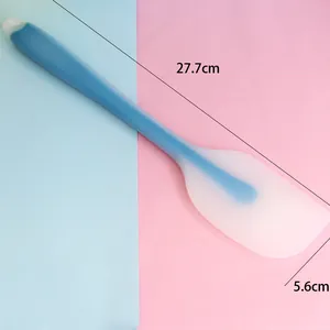 Heat-resistant blue silicone baking spatula with measurements of 27.7cm in length and 5.6cm width