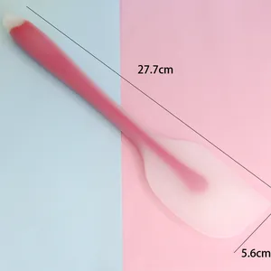 Detail view of a 27.7cm heat resistant professional silicone spatula showing dimensions