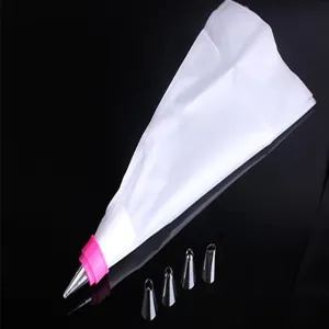 Set de manga pastelera reutilizable con acoplador rosa y 4 boquillas