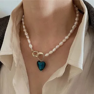 Collana Vintage di Perla d'Acqua Dolce Barocca Con Ciondolo Cuore in Vetro Catena in Lega Oro Gioielli Retrò Regalo Donna
