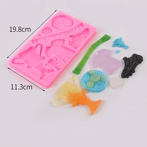 Stampo in silicone per fondant tema calcio con maglia, pallone e trofeo per decorazione torte