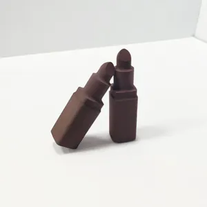 Spugnette per il trucco a forma di rossetto per un'applicazione di precisione