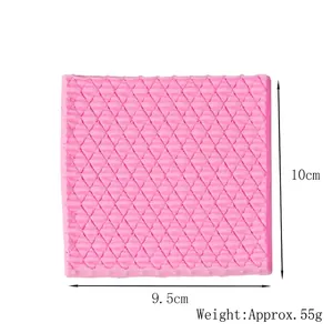 Detailed view of pink quilted fondant cake mold with 10cm x 9.5cm measurements