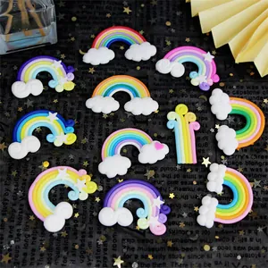 Kleurrijke Polymeerklei Regenboog Ster Wolk Taarttopper Voor Verjaardagsfeestje Bakdecoratie Schattige Macaron-stijl Handgemaakte Taartornament