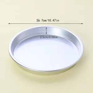 Detailweergave van een ronde aluminium bakvorm van 10 inch met afmetingen voor de hoogte