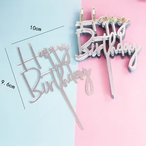Eleganter silberner Spiegel-Acryl-Kuchenaufsatz Happy Birthday, 10cm x 9.6cm Größe.