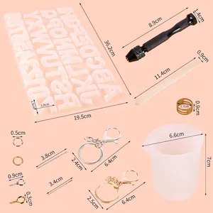 Vue détaillée du kit d'outils époxy DIY avec moule alphabet et dimensions.