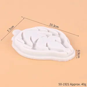 Detalle del molde de silicona para astas de alce con dimensiones de 10,3 cm por 7,7 cm