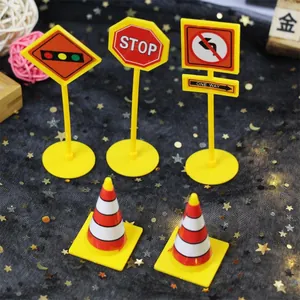 Vehículo de Construcción de Plástico Señal de Tráfico Miniatura Ingeniería Bloqueo de Carretera Adorno Pastel para Fiesta Cumpleaños Niños