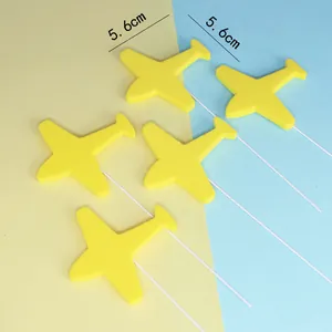 Set de adornos para tarta de avión de espuma de esponja amarilla con medidas de 5,6 cm