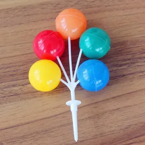 Bunter Luftballon-Kuchenaufsatz mit fünf leuchtenden Kugeln für die Geburtstagsparty