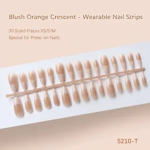 Bande de 30 faux ongles nude dégradés orange style French, en tailles XS, S et M