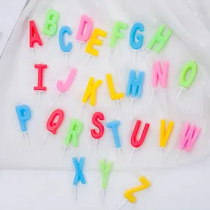 Velas de cumpleaños con letras A-Z multicolores para decoración de tartas