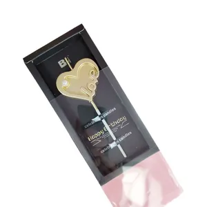Elegante goldene herzförmige Love-Geburtstagskerze mit Perle für feine Kuchendekorationen