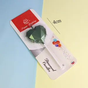 Vela de cumpleaños corazón de diamante verde en envase con detalle de 4 cm