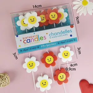 Detailed dimensions of 5-piece smiley flower birthday candle set in packaging