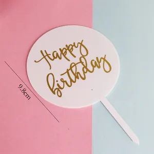 Weißer runder Tortenaufsatz aus Acryl mit goldenem Happy Birthday Schriftzug, 9,8cm