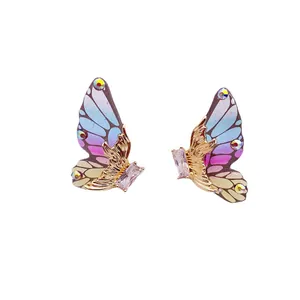 Elegantes pendientes de botón con alas de mariposa en 3D degradadas y cristales mujer