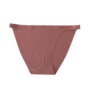 Ademende naadloze ice silk string voor dames met katoenen kruisje in de kleur roze