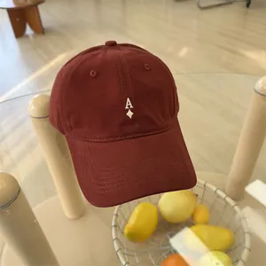 Vintage μπορντό καπέλο μπέιζμπολ με λευκό κέντημα Ace of Diamonds, μαλακή κορυφή