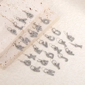 Set completo di ciondoli alfabetici in acciaio inossidabile argento con strass per DIY