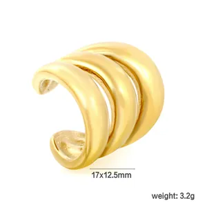 Detail view of gold stainless steel C-shaped ear cuff showing 17x12.5mm size and 3.2g weight.