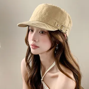 Casquette militaire plate vintage kaki avec rivets pour femme, style décontracté chic