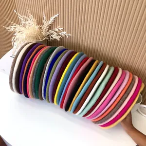 High-quality wool felt berets in a wide range of colors for autumn and winter.