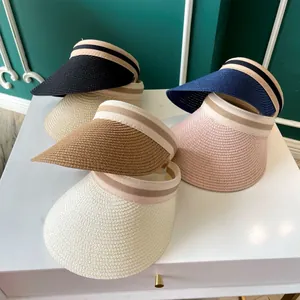 Plusieurs couleurs de chapeaux visière en paille pour femmes avec bandeau