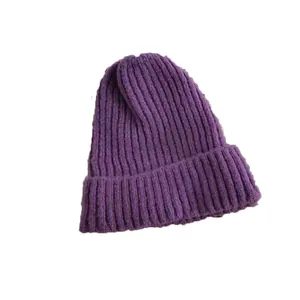 Classic purple ribbed knitted beanie hat for autumn and winter outdoor wear