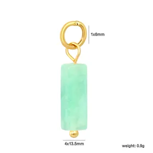 Eleganter grüner Naturstein-Rechteckanhänger mit goldener Öse für die DIY-Schmuckherstellung
