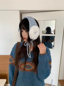 Cache-oreilles en peluche style coréen avec nœud en tricot bleu pour l'hiver doux