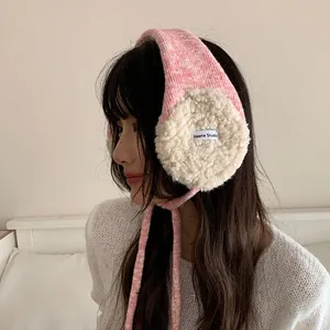 Cache-oreilles d'hiver chauds pour femmes en tricot rose et fausse fourrure blanche