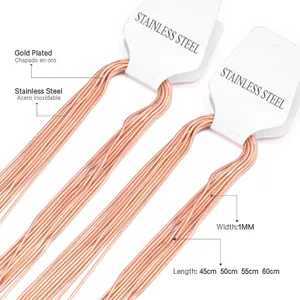 Detailweergave van 1 mm roségouden roestvrijstalen slangenkettingen in diverse lengtes