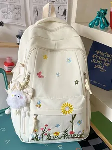 Zaino Ricamato Floreale in Stile Giapponese Grande Capacità Zaino in Nylon Impermeabile Per Ragazze Adolescenti Zaino da Viaggio Con Ciondolo di Peluche