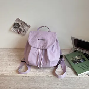 Sac à dos minimaliste en nylon violet lavande avec cordon de serrage pour voyage quotidien