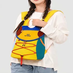 Farbenfroher Outdoor-Rucksack für Damen, leichter und modischer Schulrucksack für den Alltag