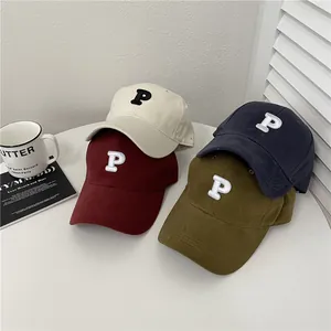 Casual vintage baseball cap with embroidered P letter in four colors for daily wear