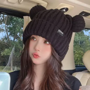 Berretto a maglia nero carino per donna con orecchie da orso, cappello caldo