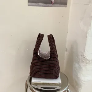Modische Damen-Eimertasche mit Karomuster und großer Kapazität für den Sommer