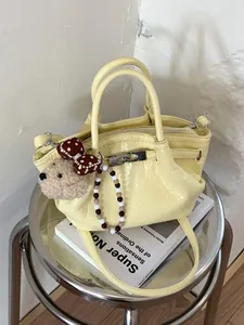 Secchiello in Pelle PU Minimalista per Donna Borsa a Mano a Cesto alla Moda con Ciondolo a Orso Tracolla Regolabile Borsa Casual
