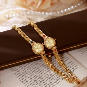 Reloj de Cuarzo Vintage de Lujo para Mujer Chapado en Oro Plata Aleación Cadena Trenzada Reloj Brazalete Con Circonia Diamante de Imitación Elegante Reloj de Pulsera