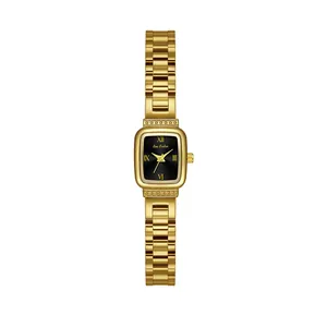 Elegante reloj de cuarzo para mujer en acero dorado con esfera romana cuadrada negra clásica