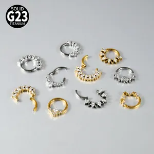 Detailansicht hochwertiger G23 Titan-Segmentringe mit verschiedenen Zirkonia-Formen