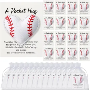 Λεπτομερής προβολή σετ καρδιάς μπέιζμπολ pocket hug με κάρτες κινήτρων και πουγκιά