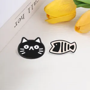 Χαριτωμένο σετ καρφίτσας σμάλτου μαύρη γάτα και κόκκαλο ψαριού για τσάντες